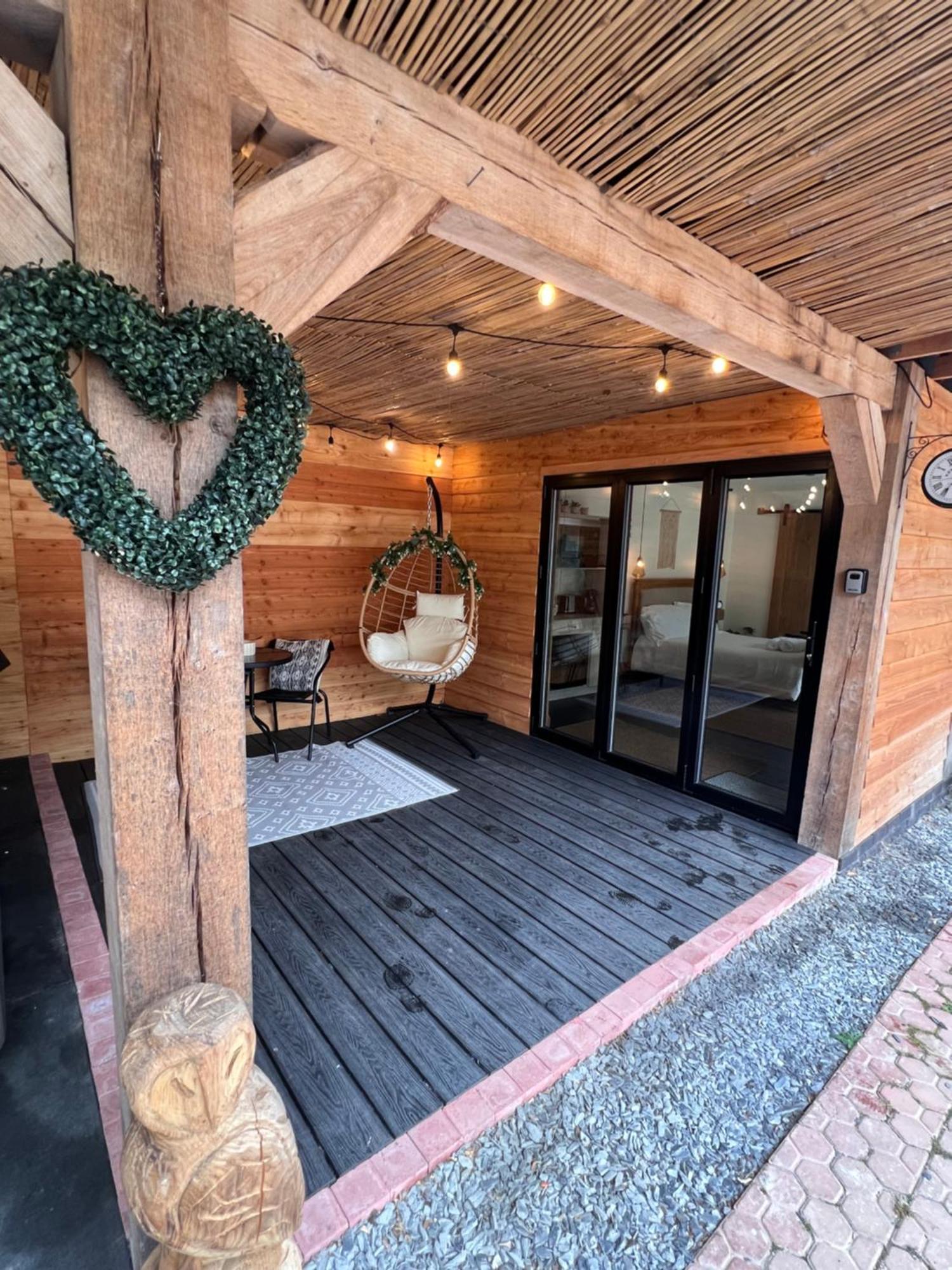Luxury Courtyard Studio In Llangollen Ngoại thất bức ảnh